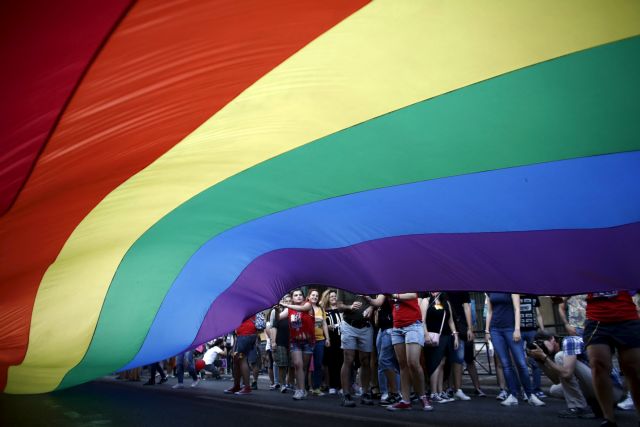 Ρένα Δούρου κατά ΕΣΡ για μη προβολή σποτ του Athens Pride