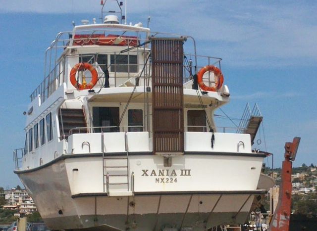 Passenger ship taking on water off the coast of Ikaria