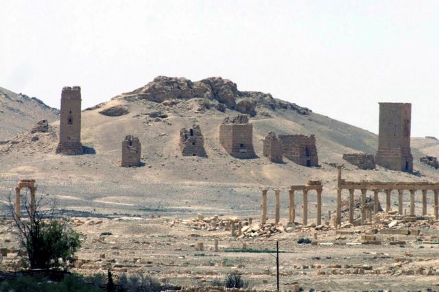 UNESCO: Έγκλημα πολέμου χαρακτηρίζει την καταστροφή αρχαιοτήτων από το ISIS