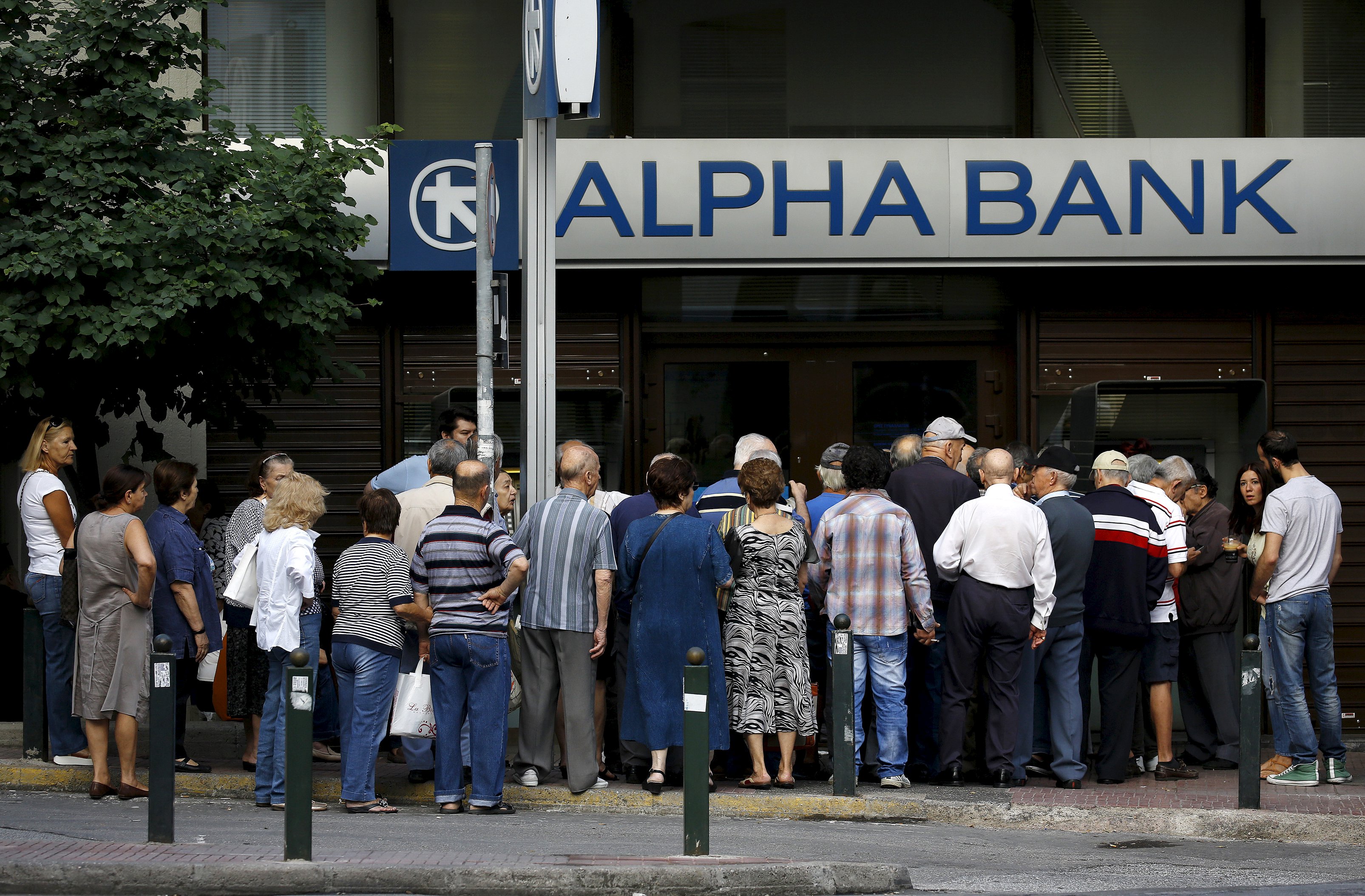 Alpha Bank: Αποδοχή καταθέσεων κατά τη διάρκεια της τραπεζικής αργίας