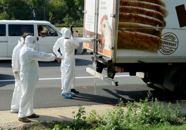 Βουλγαρία: Κατηγορίες σε τρεις άνδρες για τον θάνατο 71 μεταναστών