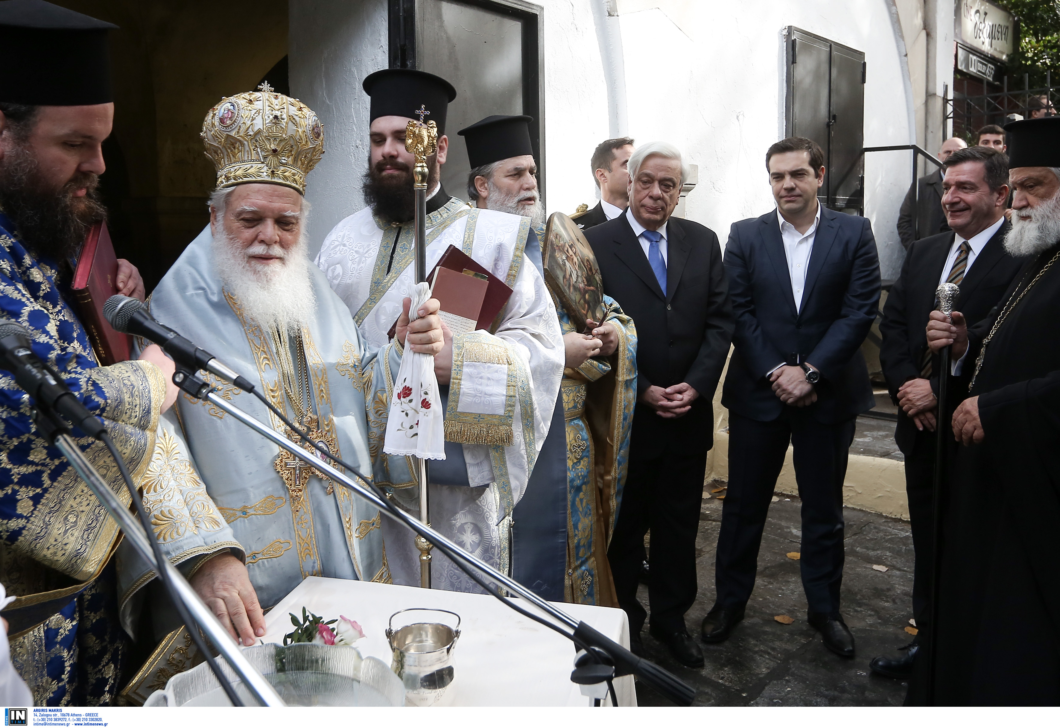 Θεοφάνια: Σε Αθήνα και Φάληρο η πολιτειακή και θρησκευτική ηγεσία