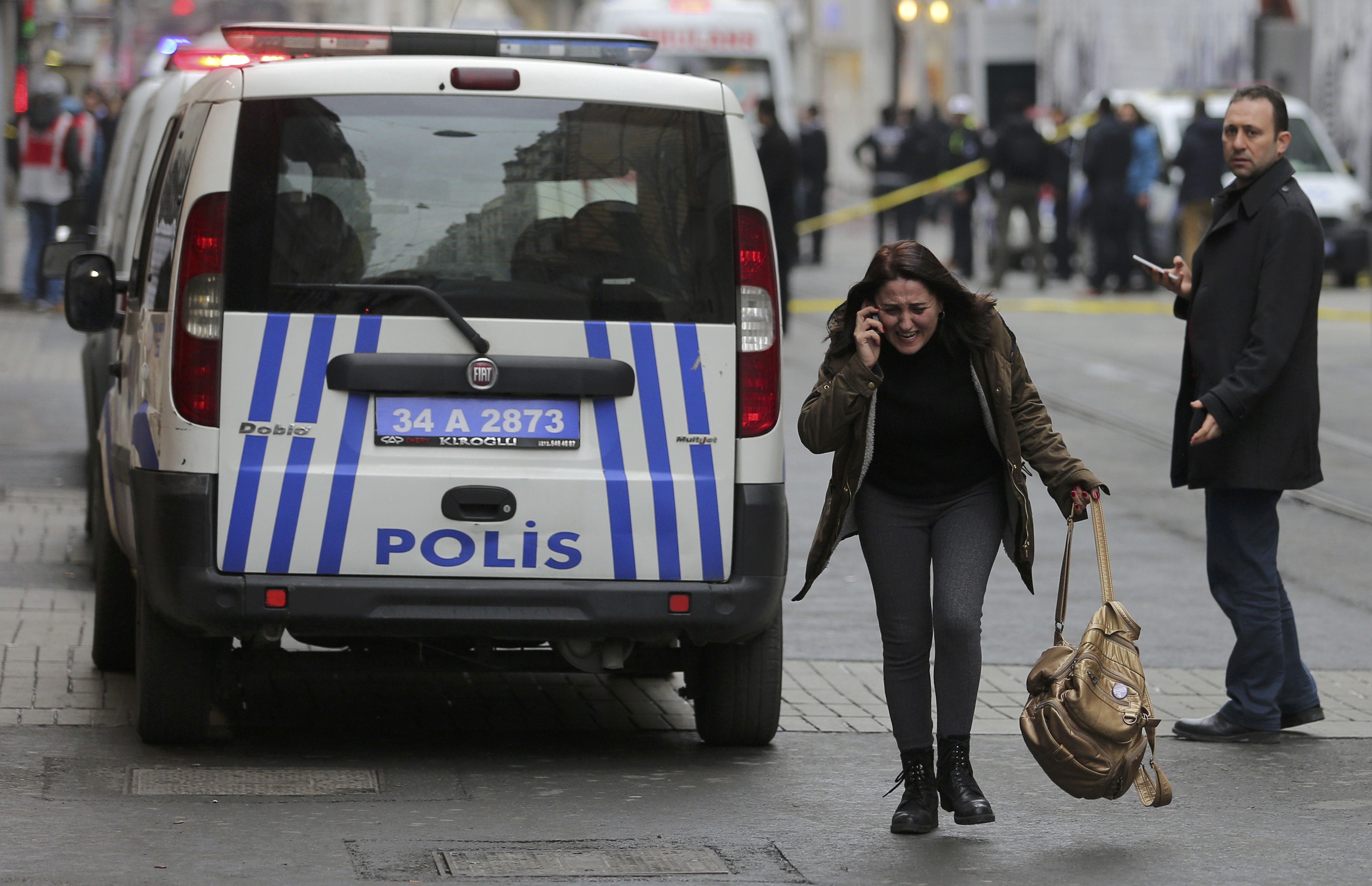 Πέντε νεκροί σε επίθεση αυτοκτονίας στο κέντρο της Κωνσταντινούπολης