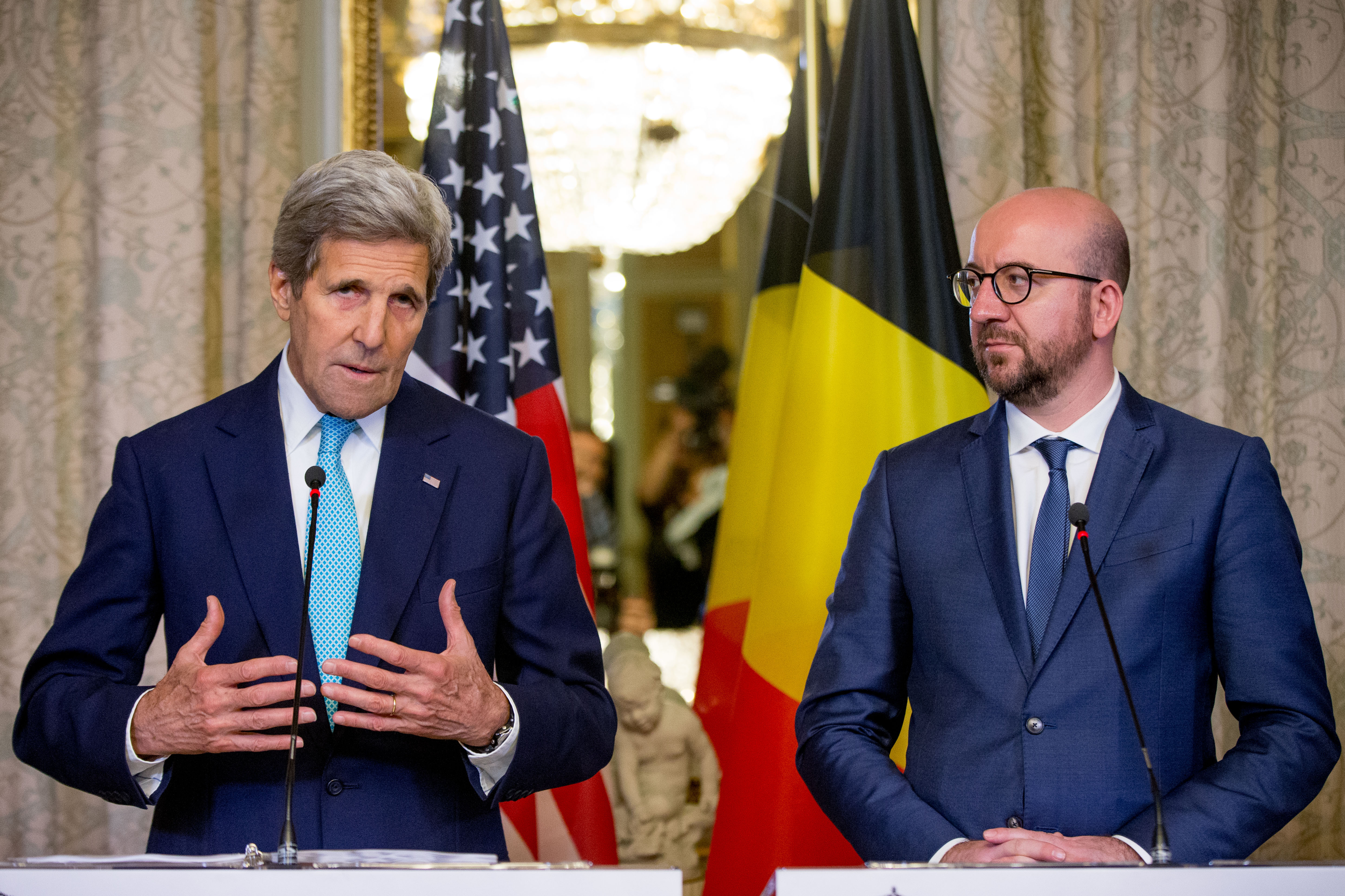 «Είμαι Βρυξελλιώτης» λέει ο αμερικανός υπουργός Εξωτερικών από το Βέλγιο