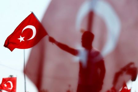 Ταινία γίνεται το πραξικόπημα με ήρωα «Τούρκο Τζέιμς Μποντ»