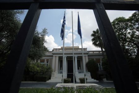 Μέγαρο Μαξίμου: Ο κ. Μητσοτάκης ομολόγησε ότι σκοπεύει να προσφύγει στο ΔΝΤ