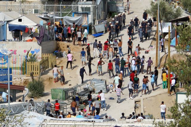Ακυρώθηκε ο διαγωνισμός για το πλωτό hot spot στη Μυτιλήνη