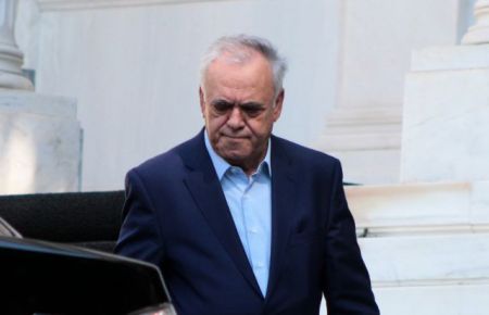 Δραγασάκης: Χρέος της Εθνικής να αποτρέψει πιθανό ρήγμα με το ΤΧΣ