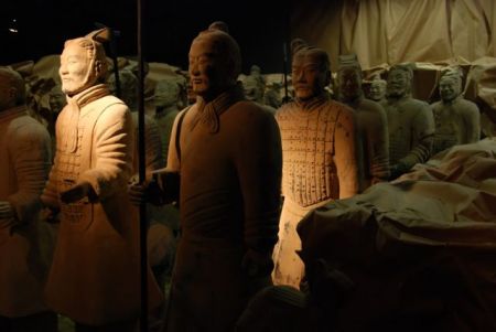 Πέθανε ο κινέζος αρχαιολόγος που ανακάλυψε τον Πήλινο Στρατό