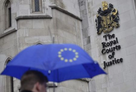 Το σενάριο του «σκληρού Brexit» βλέπει η Standard & Poor’s