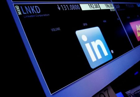 Η Ρωσία «κόβει» εντός 24ώρου το LinkedIn