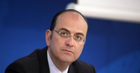 Μ. Λαζαρίδης: «Δεν υπάρχει νόμος Παππά, ο κυβερνητικός εκπρόσωπος, μπορεί να λέει ότι θέλει»