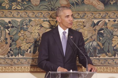 Obama to visit Acropolis at noon, before leaving for Berlin (live)