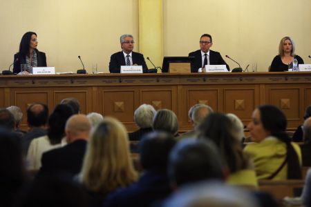 Γ. Στουρνάρας: Η μεταπολεμική ανάπτυξη της Ελλάδας φέρει τη σφραγίδα του Ξ. Ζολώτα