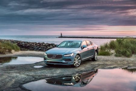 Volvo S90 T6 AWD: Εκρηκτικό κοκτέιλ