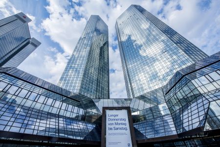 Deutsche Bank thumbs up on 2018 Greek economic prospects