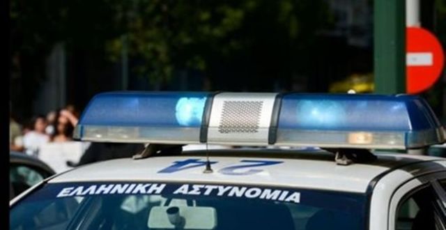 Λήστευαν καταστήματα της περιοχής διαμονής τους