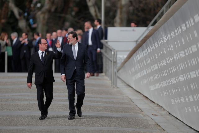 Ολάντ, Μέρκελ, Ραχόι και Τζεντιλόνι σε διάσκεψη κορυφής στις 6 Μαρτίου