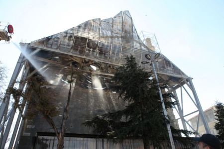 Έντονη αντίδραση των αρχαιολόγων για τις ζημιές στο τέμενος Βαγιαζήτ
