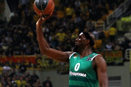 Ο Κρις Σίνγκλετον MVP για το Μάρτιο στην Εuroleague