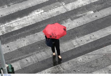 Ο καιρός σήμερα : Βροχές και καταιγίδες – Αναλυτική πρόγνωση