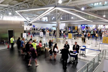 Νέα ταυτότητα απέκτησε το αεροδρόμιο της Αθήνας