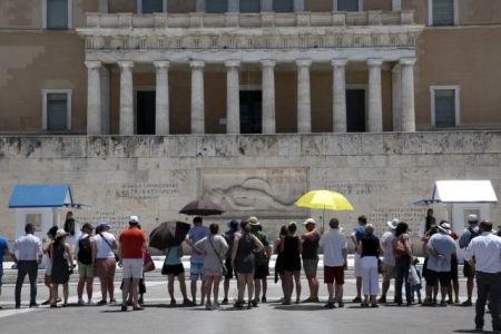 Οι επιχειρήσεις στο προσκήνιο μετά το τέλος της ανασφάλειας