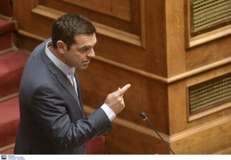 Η δυσφορία των βουλευτών του ΣΥΡΙΖΑ για τους ΑΝΕΛ… έφερε τον Αλέξη Τσίπρα στην Βουλή