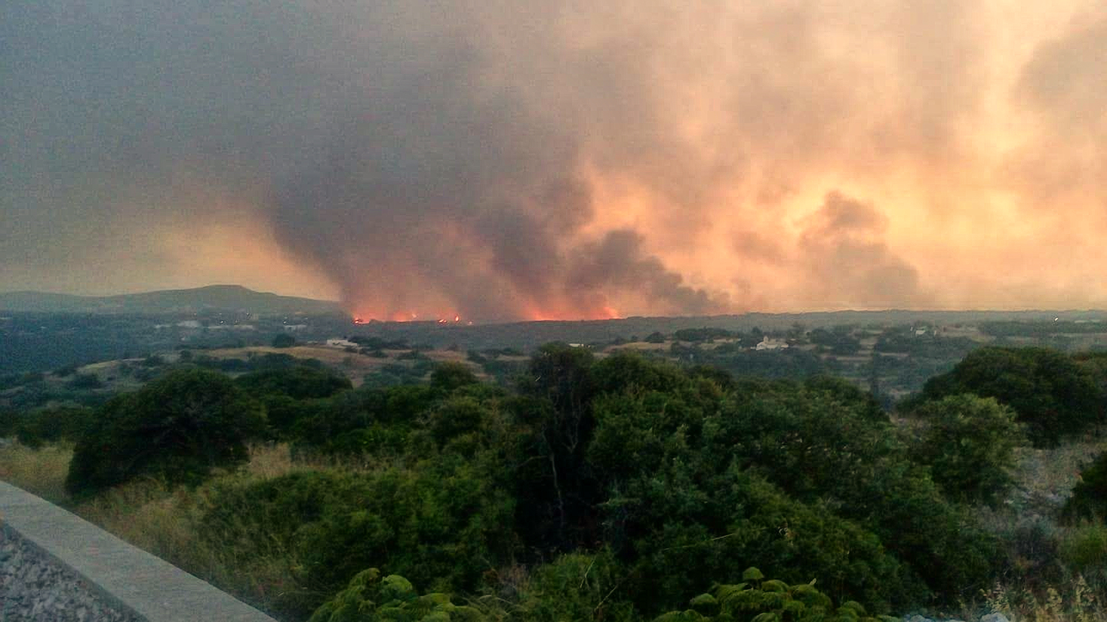 Πολύ υψηλός κίνδυνος πυρκαγιάς την Τρίτη σε τρεις Περιφέρειες