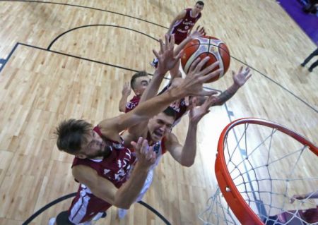 Η Λετονία έσπασε το αήττητο της Ρωσίας με 84-69