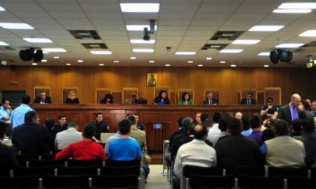 Δίκη ΧΑ: Αποκάλυψη της ταυτότητας προστατευόμενων μαρτύρων ζητούν συνήγοροι της Πολιτικής Αγωγής