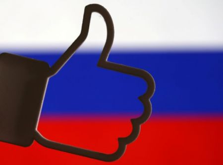 «Το Facebook διαρρηγνύει τον κοινωνικό ιστό»