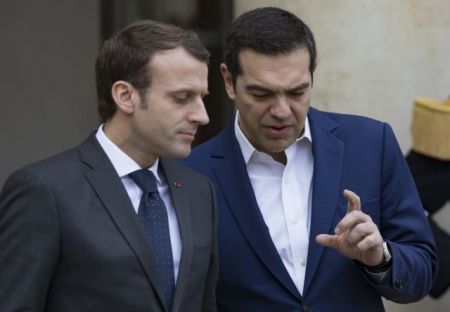 Tsipras: Un jour a Paris
