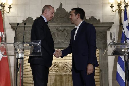 Tsipras, Erdogan spar over minority, religious rights, extradition request