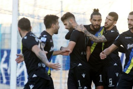 Ο Αστέρας νίκησε εύκολα με 3-1 τον Απόλλων Σμύρνης