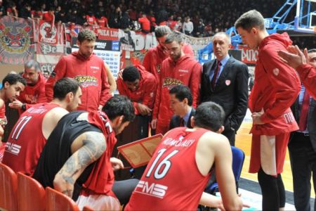 Euroleague: Συσπείρωση και επιστροφή στις νίκες τα ζητούμενα του Ολυμπιακού κόντρα στον Ερυθρό Αστέρα