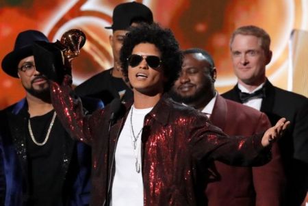 Grammys 2018: Οι καλύτερες στιγμές στην απονομή των μουσικών βραβείων