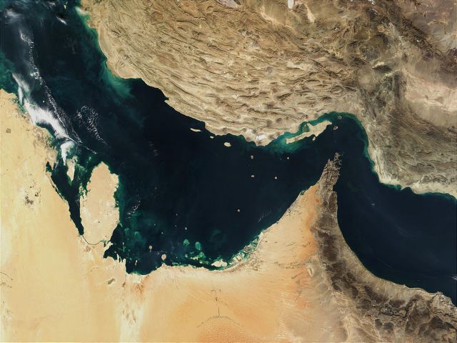 Μπαχρέιν: Ζητά ανατύπωση 17.000 βιβλίων με την έκφραση «Περσικός Κόλπος»