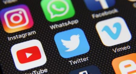 Ερευνα: Τα social media δεν προστατεύουν αποτελεσματικά τους νέους χρήστες