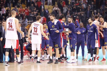 Euroleague: Ολυμπιακός – Μπαρτσελόνα  63 – 90