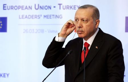 International press sees continued EU-Turkey divide