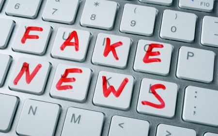 Ερευνα: Σε κίνδυνο η δημοκρατία εξαιτίας των fake news