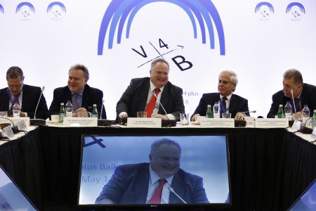Four Balkan countries, Visegrad Group meet in Sounio