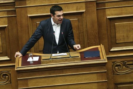 Ενημέρωση της Βουλής αναμένεται από τον Αλ. Τσίπρα για το Μακεδονικό