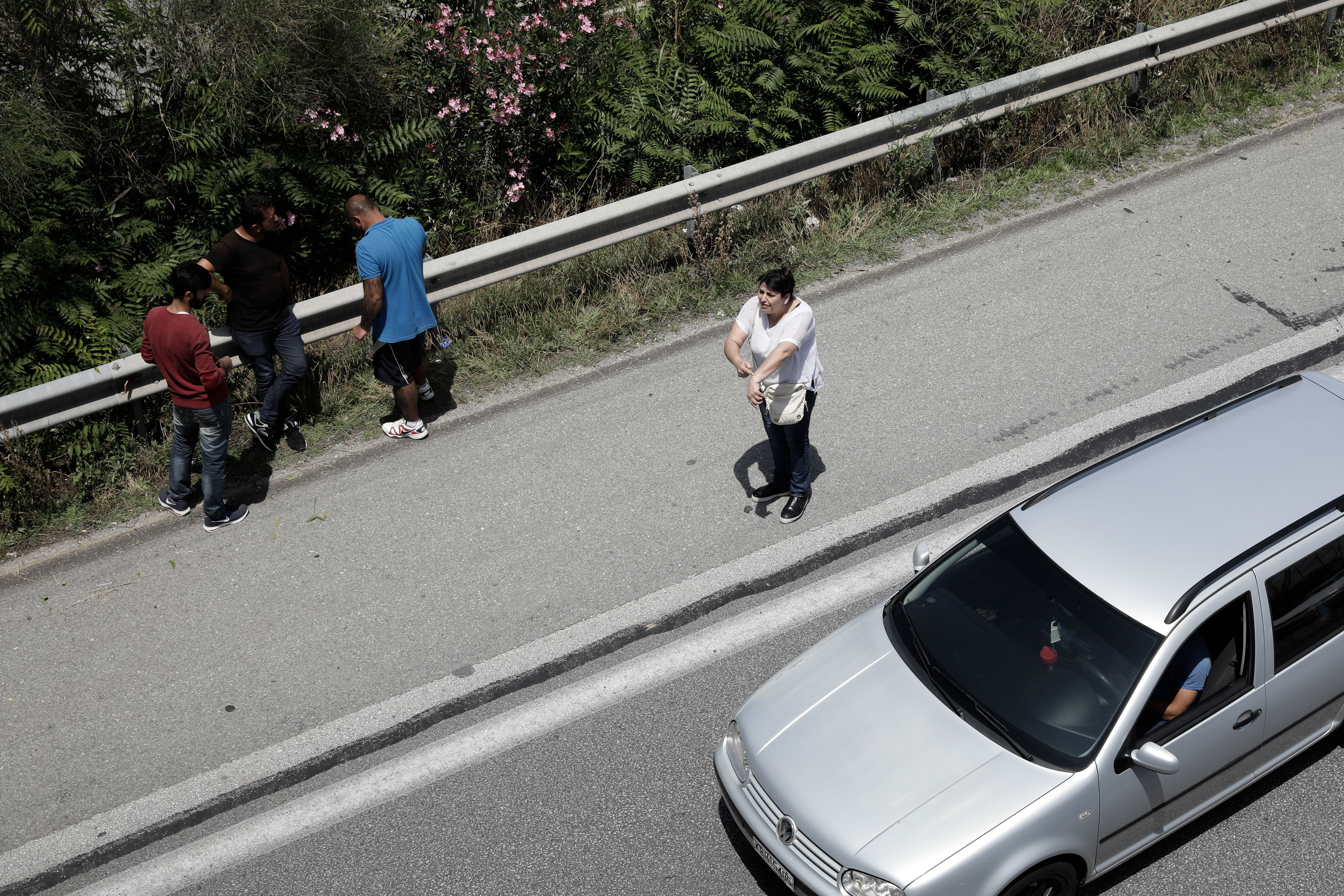 Διακινητές τράκαραν με φορτηγό στην Εγνατία Οδό μετά από καταδίωξη