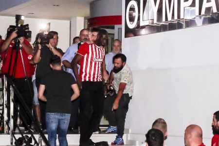 Marinakis leads Olympiacos to take-off: Toure back in Piraeus
