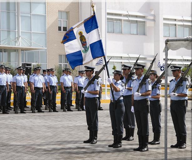 Η ΕΛ.ΑΣ… ξεφαντώνει: «Ποδοσφαιρικοί» πανηγυρισμοί και σκληρά σχόλια στις εκλογές των αξιωματικών της (video)