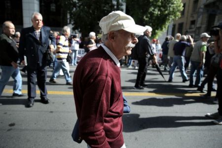 Ερευνα – Interamerican: Το 80% των ελλήνων δεν έχει σαφή εικόνα για τις συνταξιοδοτικές παροχές