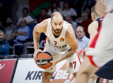 Κι άλλο buzzer beater από τον Σπανούλη