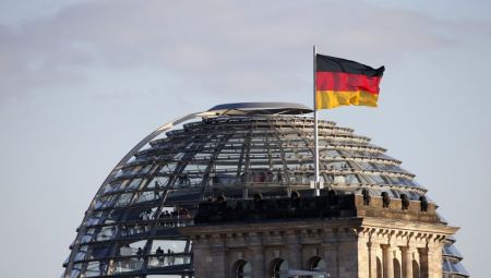 Γερμανοί φιλόσοφοι : Ενωθείτε και αγωνιστείτε κατά του εθνικισμού